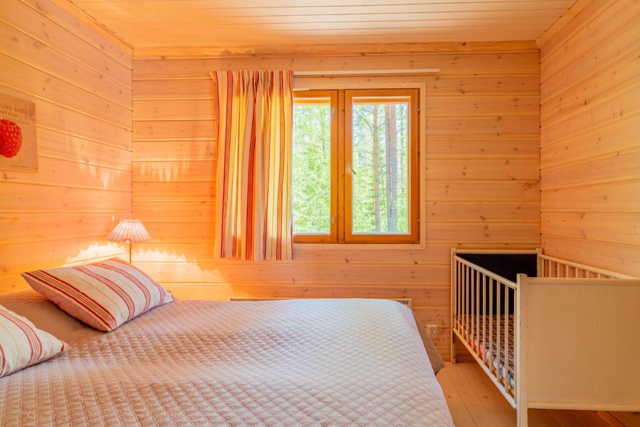 Patalaiska Cottage With Private Beach Ruokolahti Exterior photo